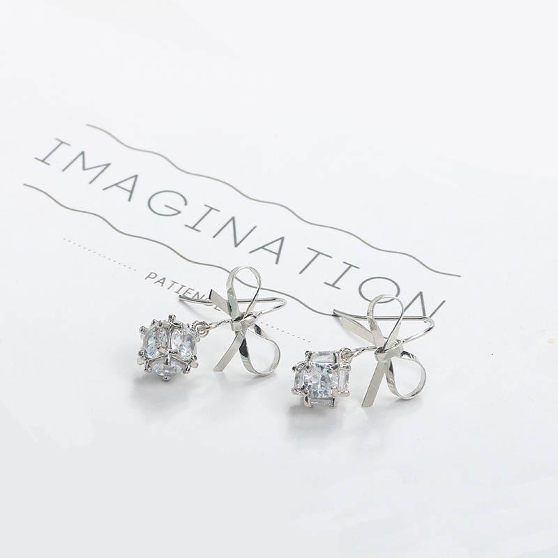 Роскошные корейско-французские серьги-пусеты с бантами из циркония