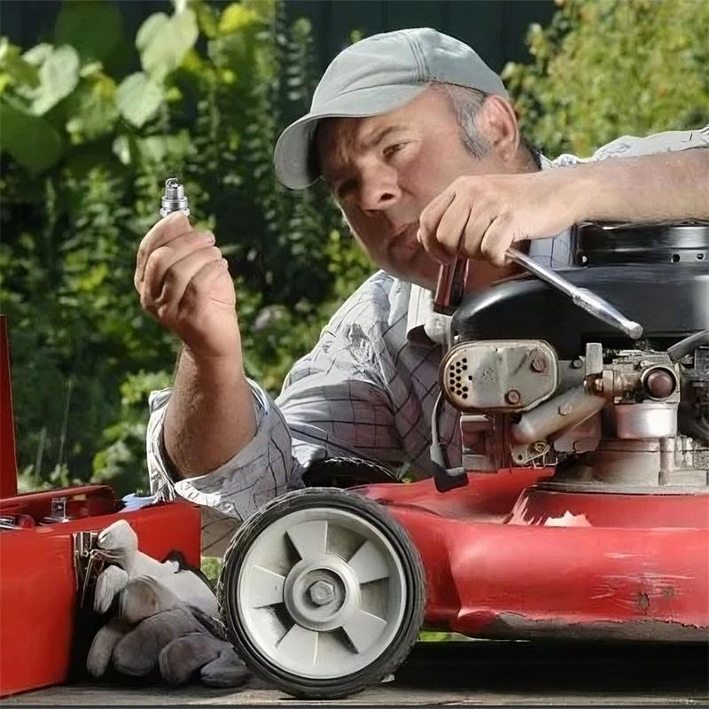 10Pcs L7T Spark Plug For Briggs Stratton Engine Motor Trimmer Lawn Mower Chainsaw Spare Parts