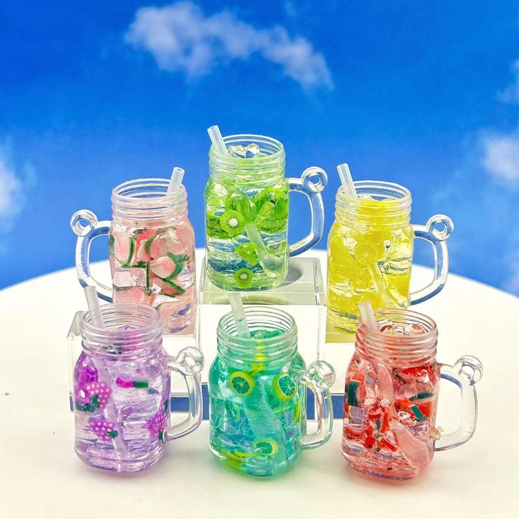 Брелок Мейсон Джар Фруктовый Салат: Игрушка и аксессуар для кукольного домика