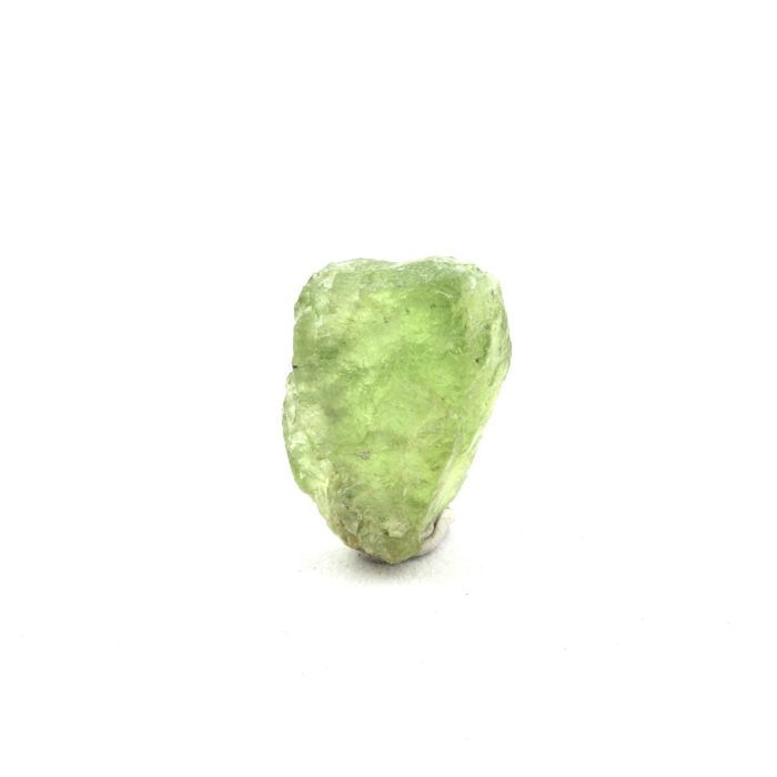 Pierres et Minéraux. Peridot. 5.22 ct. Almklovdalen, Vanylven, Norvège.
