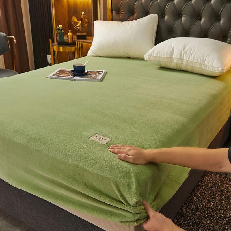 Мягкий теплый наматрасник, утолщенный бархатный эластичный чехол для простыни, протектор, однотонный чехол для кровати, латексный коврик, чехол для кровати, постельные принадлежности