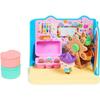 Игровой набор - КУКОЛЬНЫЙ ДОМИК ГАББИ - ДЕЛЮКС АТЕЛЬЕ - 1 Фигурка - 2 Предмета мебели - 2 Аксессуара-сюрприза
