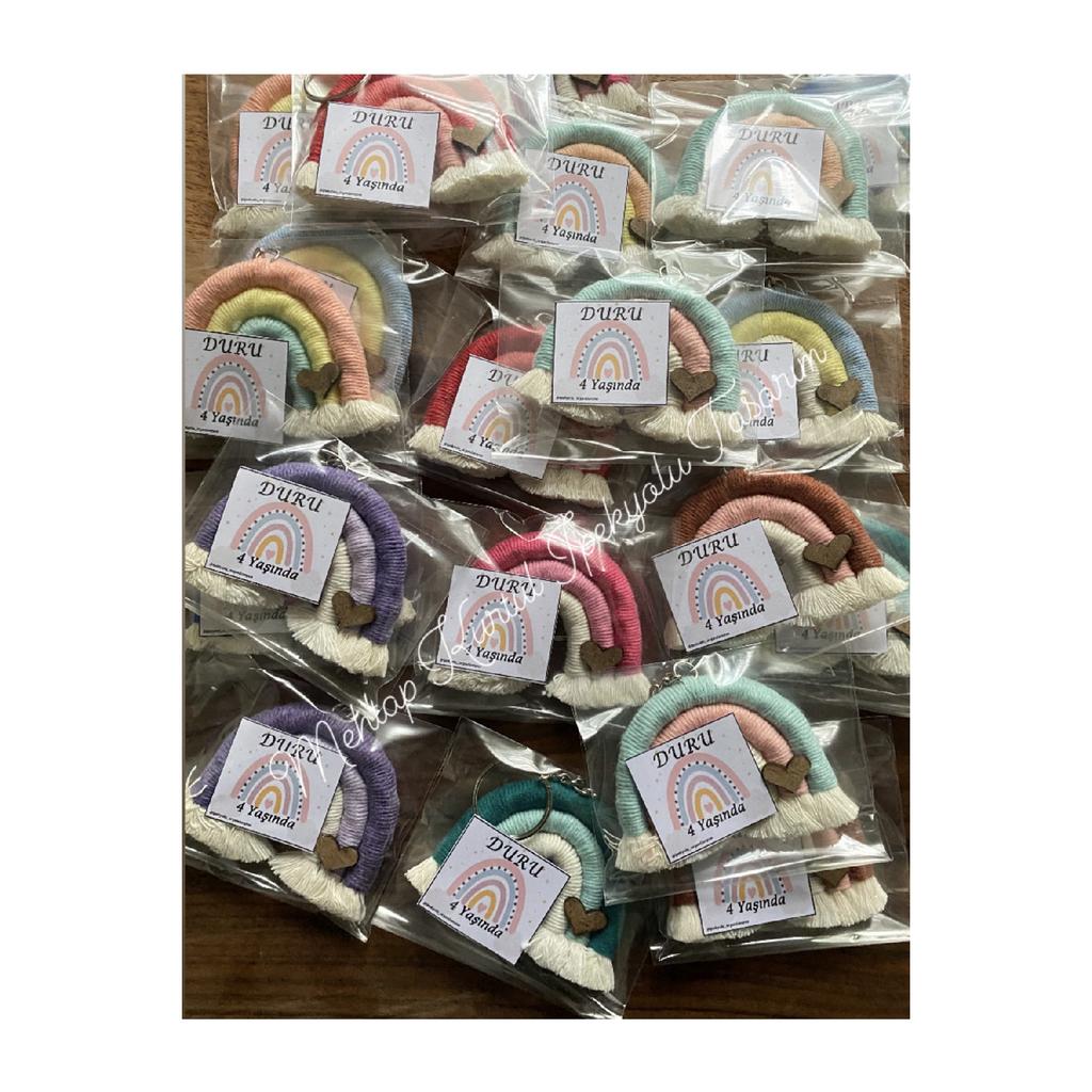 Радужный брелок в стиле макраме, подарок на день рождения, 35 штук, разноцветный