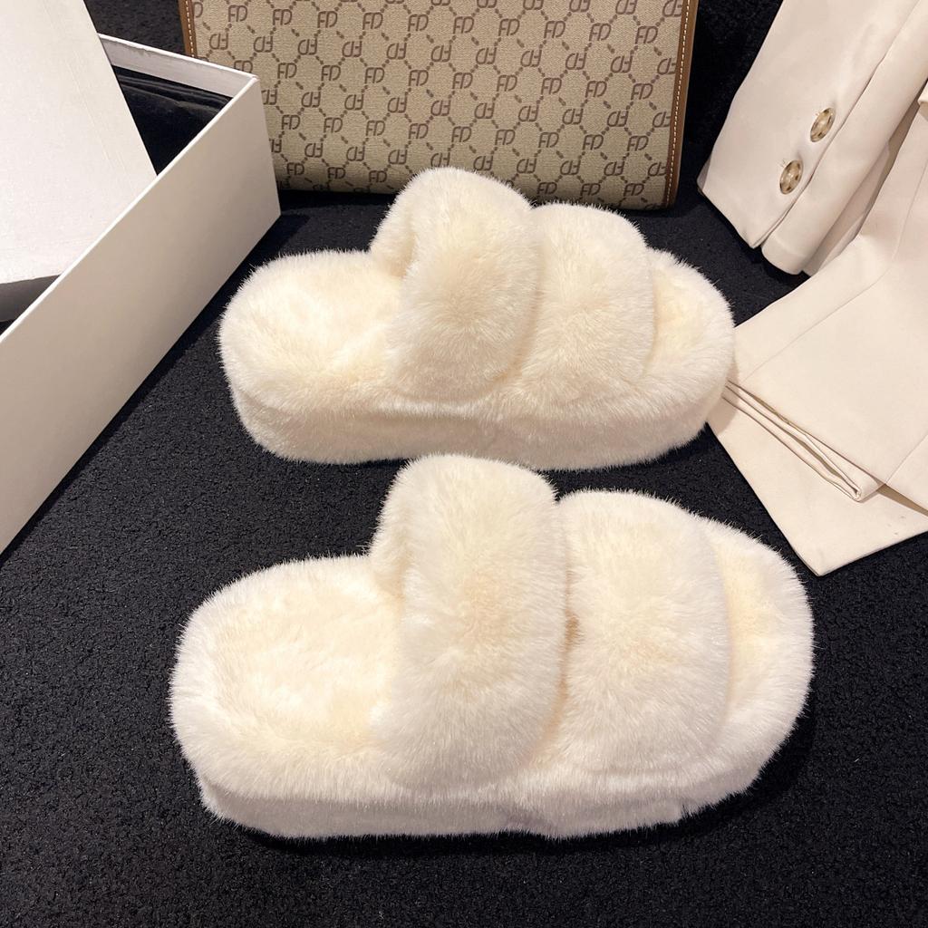 Mao Mao Slippers Women's High-end Outer Wear, New Autumn and Winter Hair Mop, and Thick-bottomed Winter Plush Home Cotton Mop.
