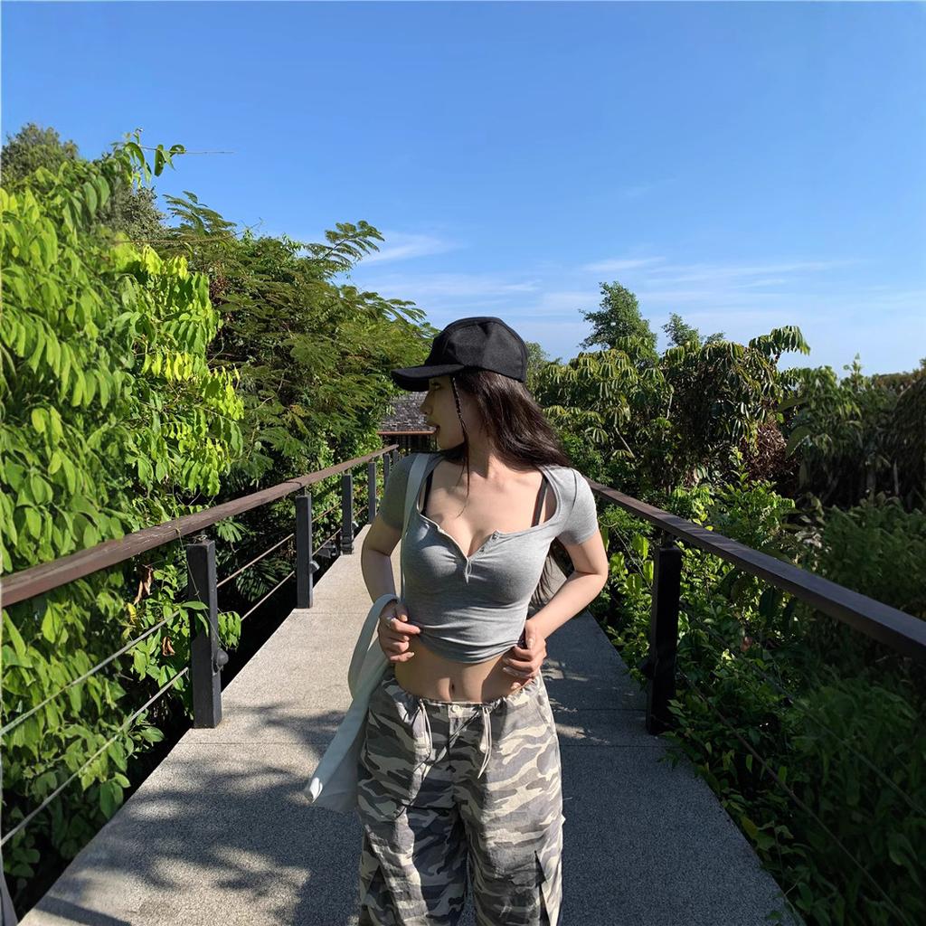 Кроп-топ с V-образным вырезом, сексуальная футболка с низким вырезом, тонкая укороченная футболка