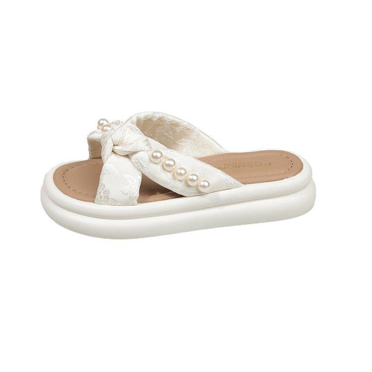 Крутые тапочки женская летняя верхняя одежда мода 2025 новые красивые с юбкой на платформе пляжные сандалии для беременных женщин одно слово