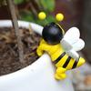 2 шт., украшение для кашпо в виде пчелы, подвесная скульптура пчелы, мультяшная фигурка пчелы из смолы для горшечных растений, декор для края цветочного горшка