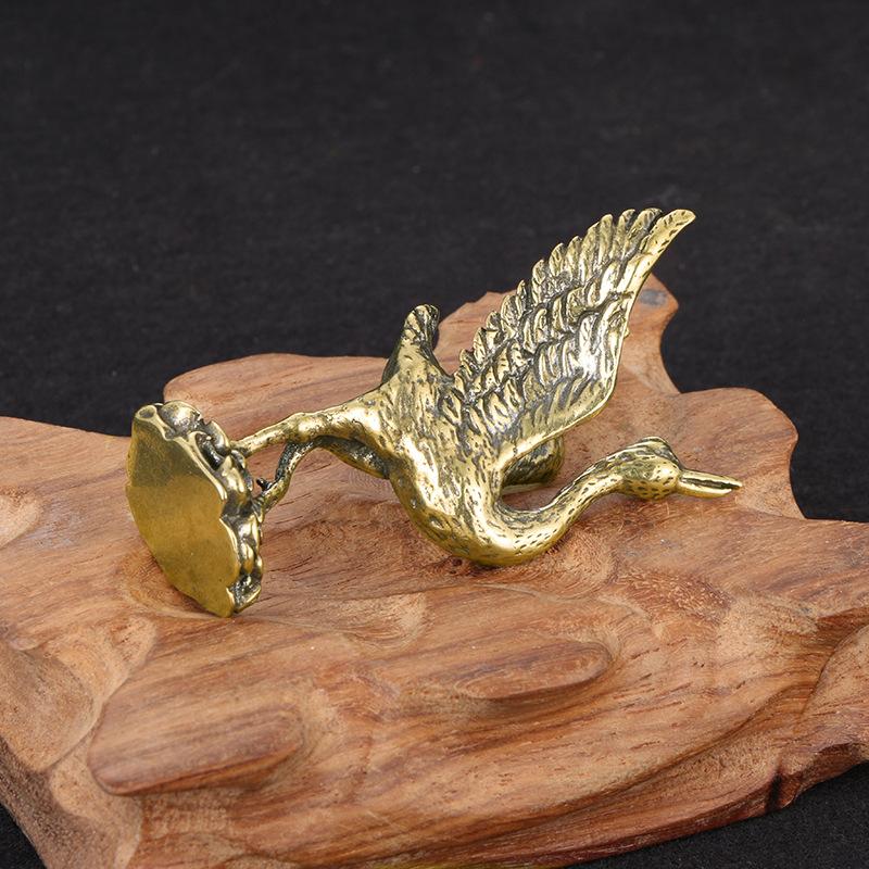 Red-crowned Crane Brass Figurines Chinese Retro Study Desktop Decoration Tea Pet Feng Shui Vintage Home Decor Collectibles