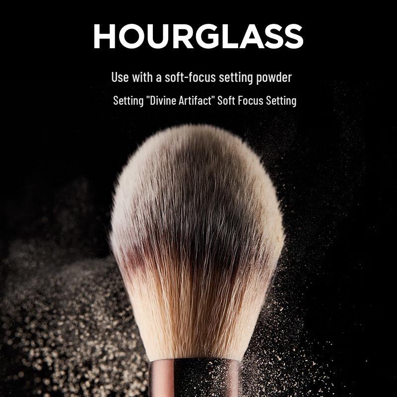 HOURGLASS Двусторонний кисть для фиксации и пудры