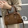2025 New Retro Small Bag Women's Fashion Versatile Shoulder Messenger Bag Women's Portable Commuter Pillow Bag