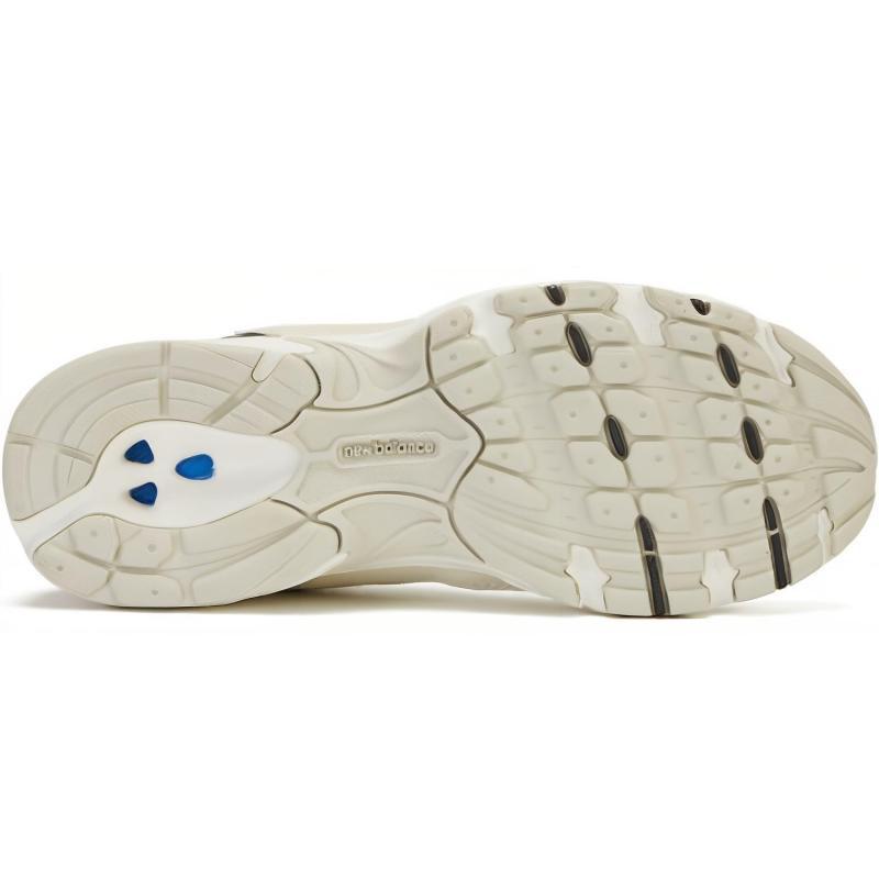 New Balance 530 Кроссовки цвета слоновой кости MR530SH