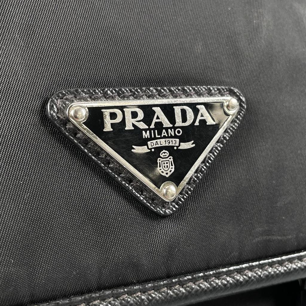Prada Re-Nylon 2VD034 Сумка через плечо черная Женская б/у