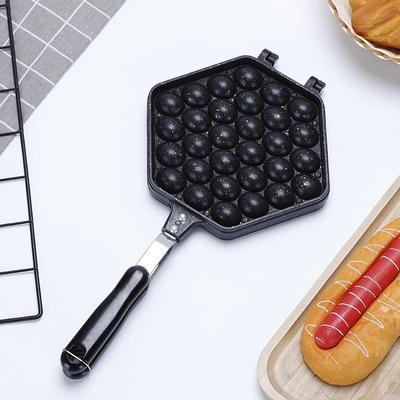 Чугунная сковорода для омлета и такояки с антипригарным покрытием и формой для перепелиных яиц