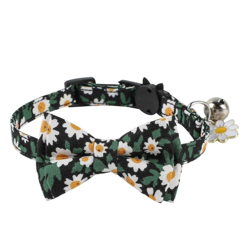 Breakaway Collar Flower Printed Collar for Cat Spring Outdoor Photography