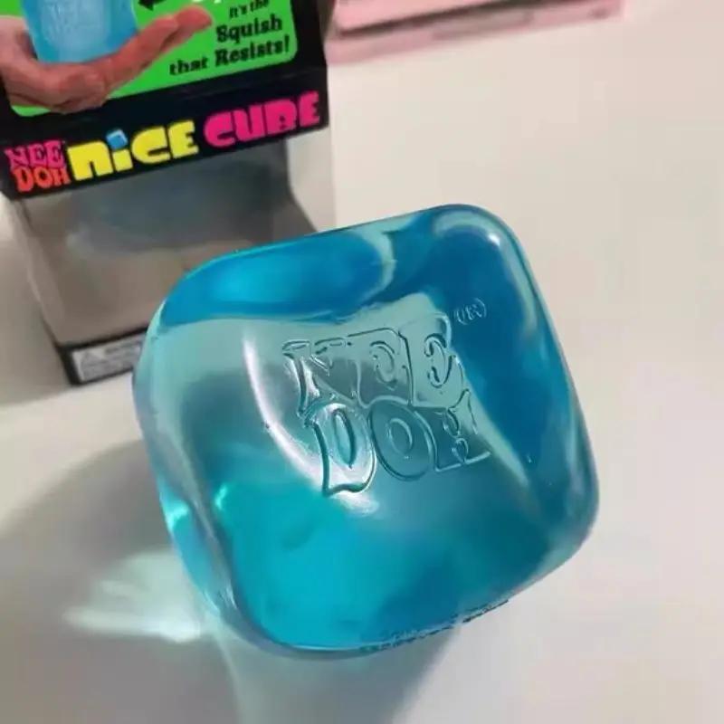 Needoh Nice Cube Сенсорный Снятие Стресса Игрушка-Фиджет для Тревоги и Концентрации Настольный Сенсорный Куб для Взрослых и Детей