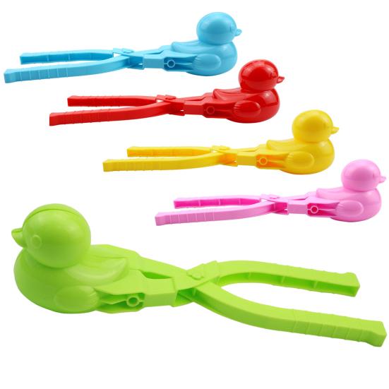 Snowball Maker Duck Snowman Heart Shape Snow Toy with Ergonomic Handle Winter Snowball Fight Maker Tool Clip