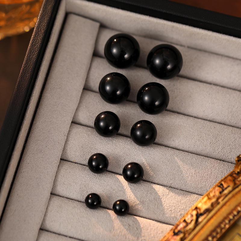 Серебряные корейские серьги с черным агатом для женщин - простые, элегантные, универсальные, небольшие эффектные украшения