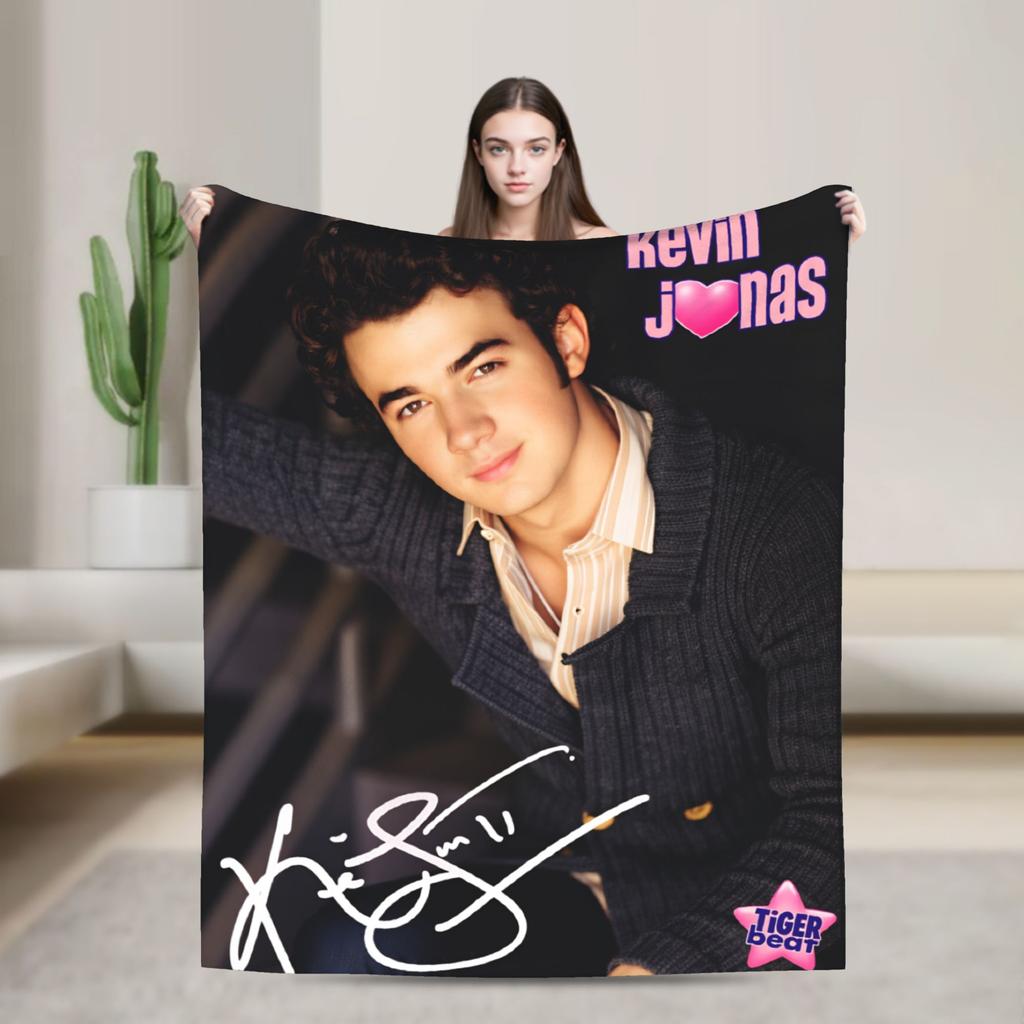 Joe Jonas  Plush Blanket Boy Girl J-Jonas Brothers  Flannel Throw Blanket For Couch Chair Sofa Bed Soft Warm Quality Bedspread