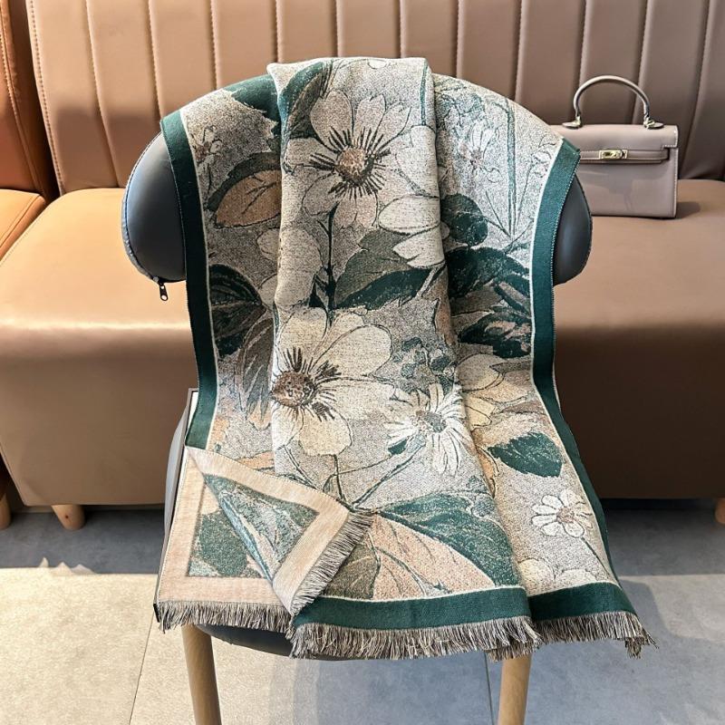 Autumn New Imitation Cashmere Scarf Fresh and Sweet Little Daisy Print Scarf Dual-purpose Multi-function Warm Scarf Shawl