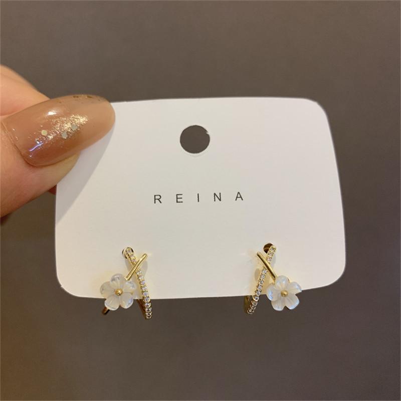 Корейские новые серьги-пусеты в стиле легкой роскоши для женщин, модные серьги с двойным искусственным жемчугом, милые, недорогие, женские украшения, подарки для женщины