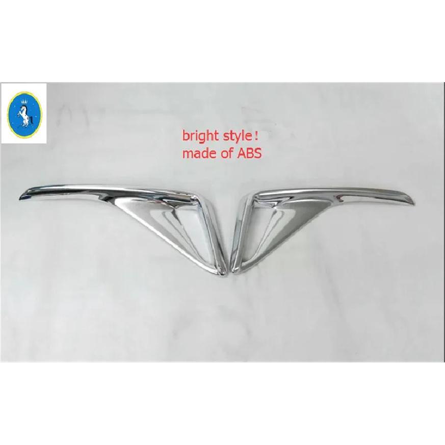 Chrome / Carbon Fiber Rear Fog Lights Foglight Lamps Cover Trim Bumper Decoration Car Styling For Toyta C-HR CHR 2016 -