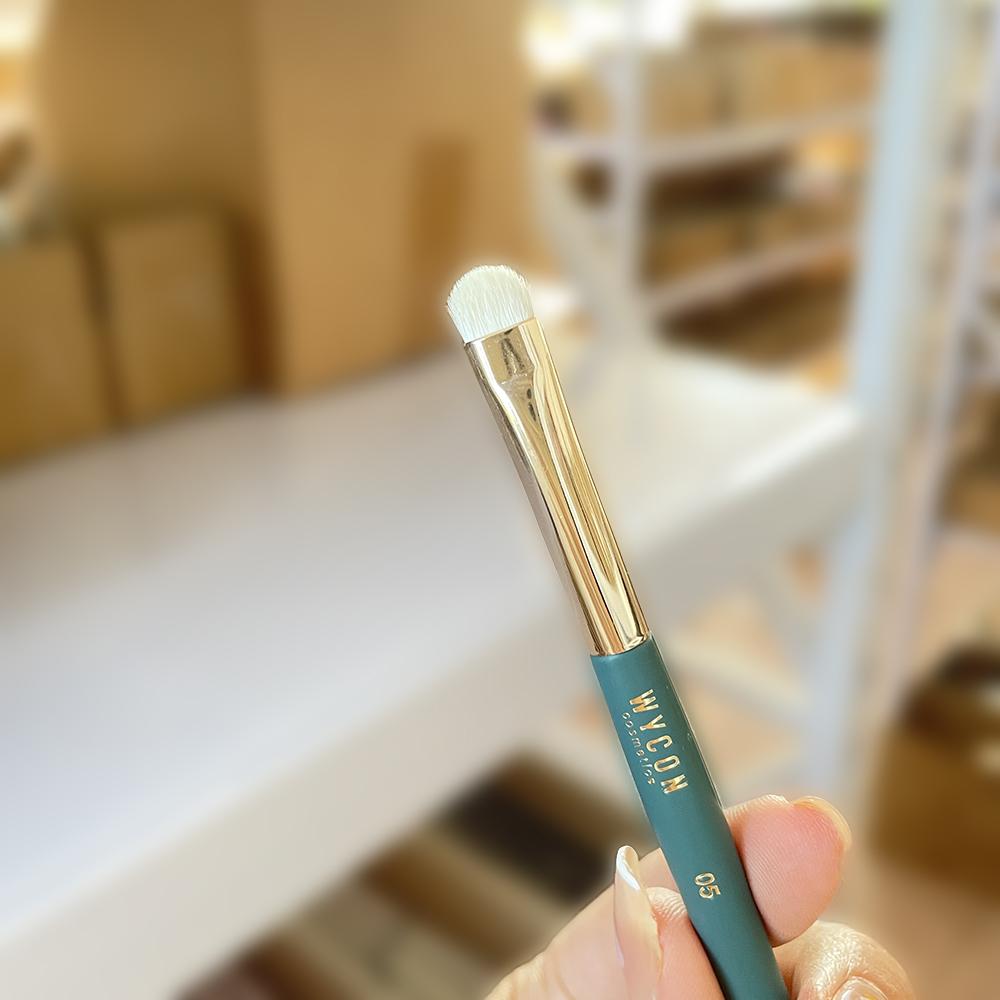 Набор кистей для макияжа wycon 01 Мягкая основа 02 Консилер 03 Пудра для щек 04 Тени для век 05 Плоские короткие косметические кисти для теней для век