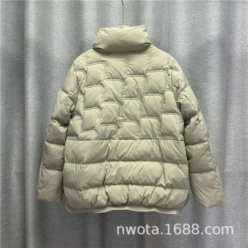 Autumn and winter new down jackets women's short foreign style stand-up collar loose mother white duck down warm jacket