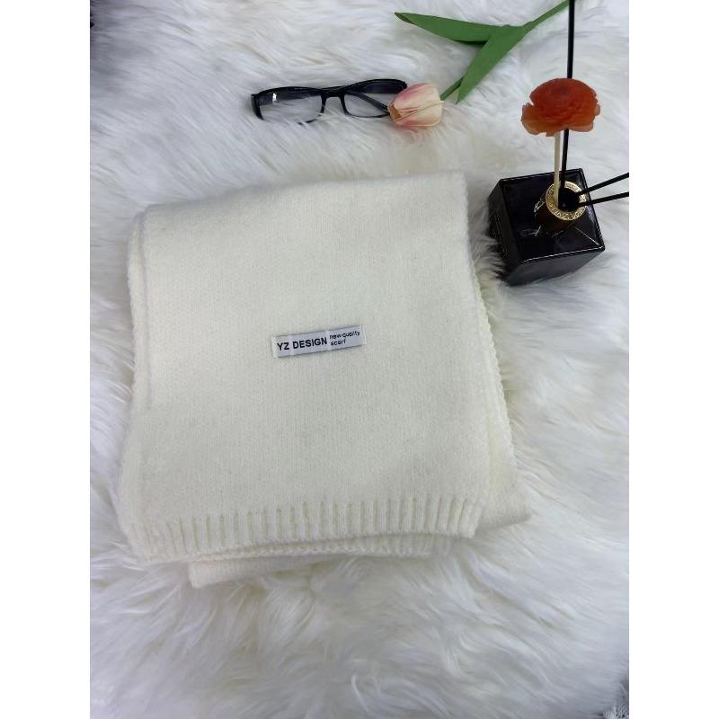 New Korean Style Soft and Skin Friendly Solid Color Versatile Knitted Scarf for Women Winter Warm and Comfortable Scarf Whitening Student Couple
