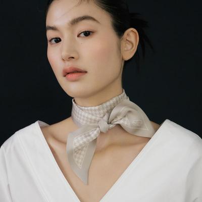 AVVINA PELLE Long Twilly Silk Scarf - Houndstooth Sand