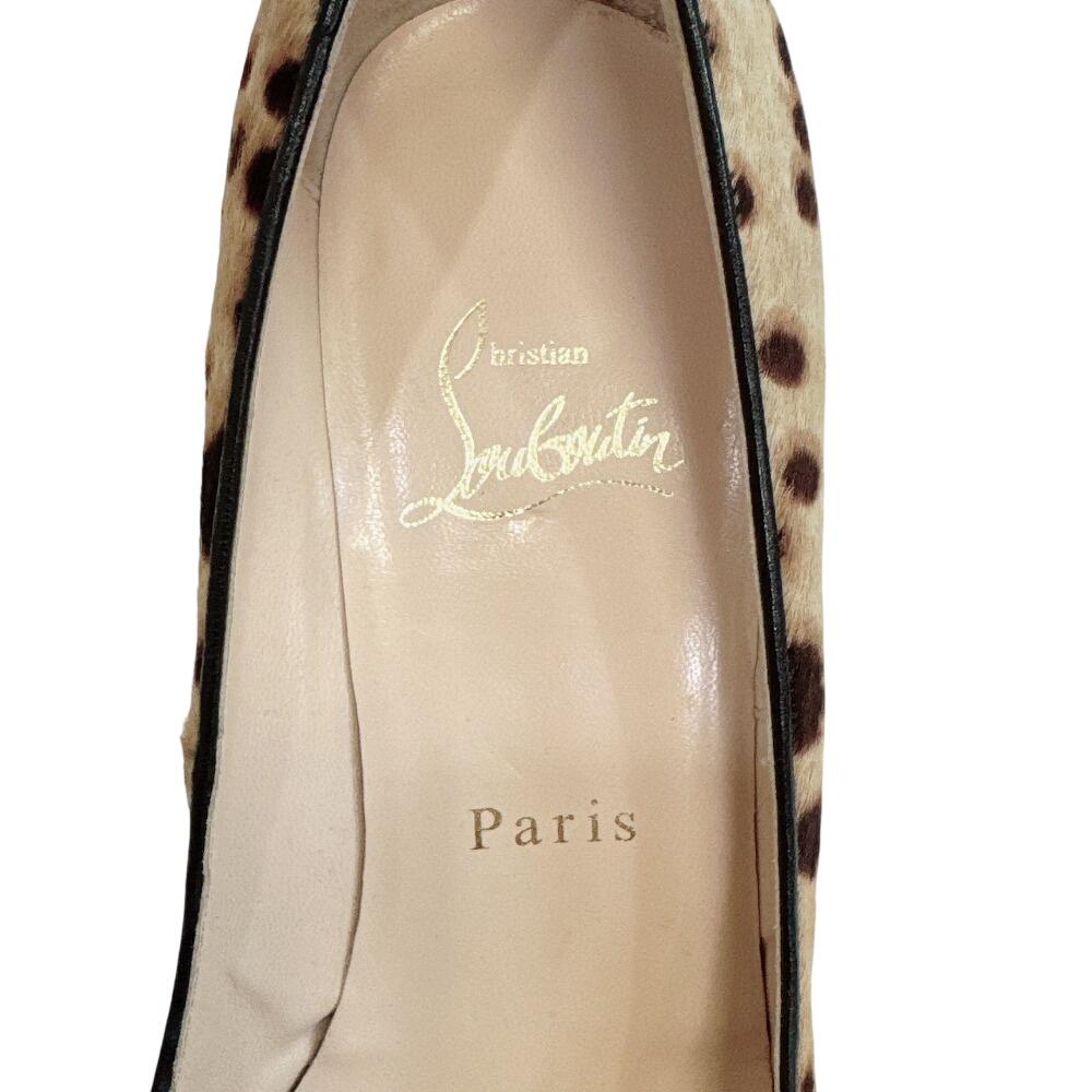 Christian Louboutin Туфли на каблуке с леопардовым принтом из харако Коричневые харако Б/у