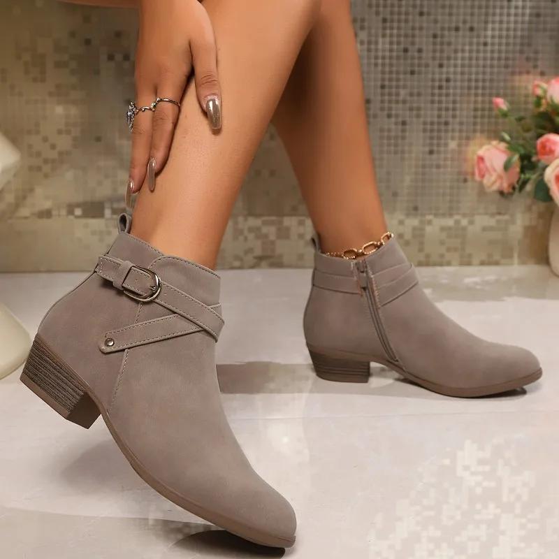 Мода 2024 года. Новые римские женские ретро-ботинки. Женские осенне-зимние новые ботинки на среднем толстом каблуке с круглым носком. Женские ботинки Zapatos.
