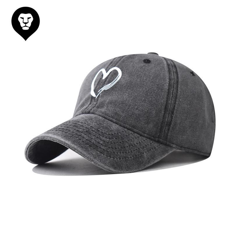 Cotton New Love Baseball Cap Men and Women Outdoor Personality Cartoon Big Love Cap