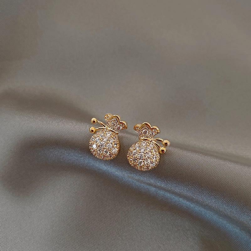 Серебряная игла S925 Мешочек для денег Маленькая серьга Изящные серьги для женщин Роскошные аксессуары