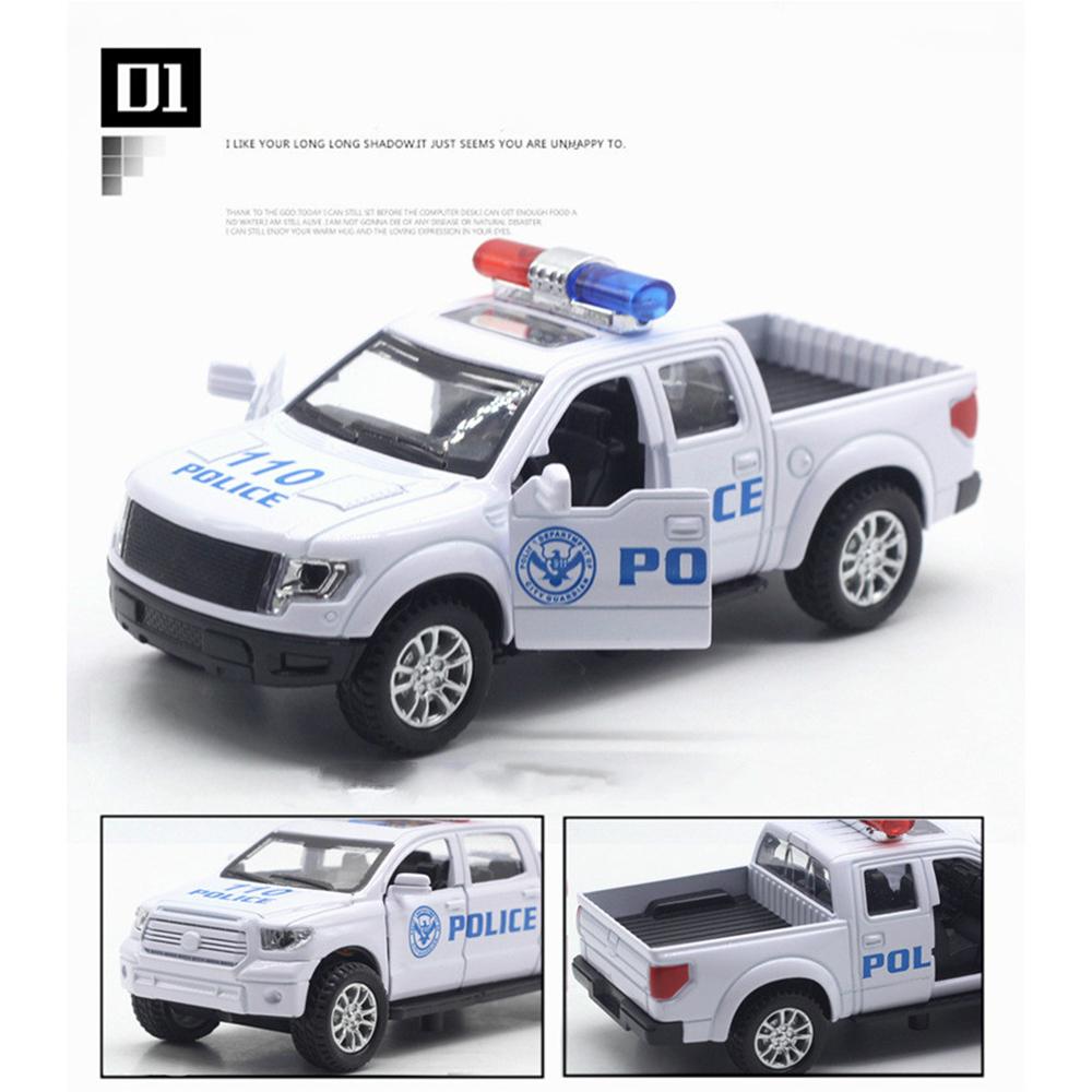 Мини-полицейская машина Ford в масштабе 1/32, Мини-полицейская машина Toyota, модель автомобиля с откатным механизмом Мини-полицейская машина, литая под давлением модель автомобиля, литая под давлением игрушечная машина