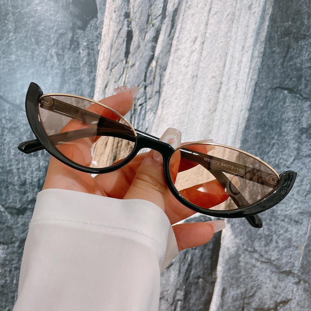 Women'S Retro Gradient Lens Chic Compact Cat Eye Sunglasses Luxury Branded Design Travel Holiday Uv Protection Casual Sunglasses