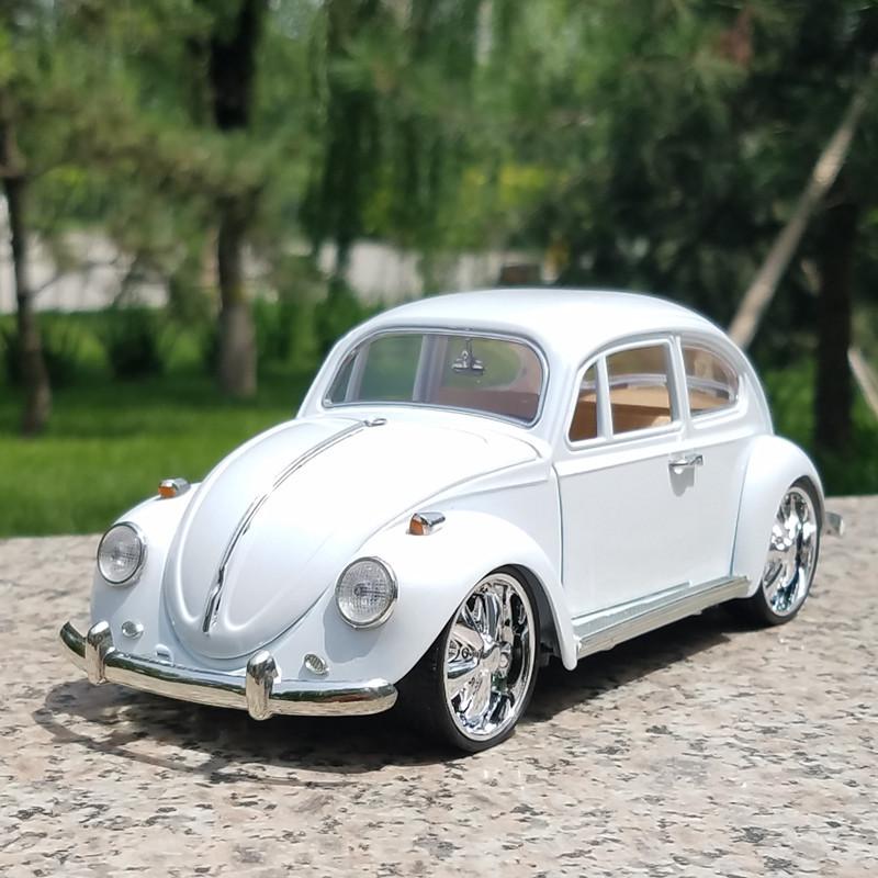 New 1:18 Classic Car Beetle Alloy Car Model Diecasts & Toy Vehicles Collect Car Toy Boy Birthday gifts
