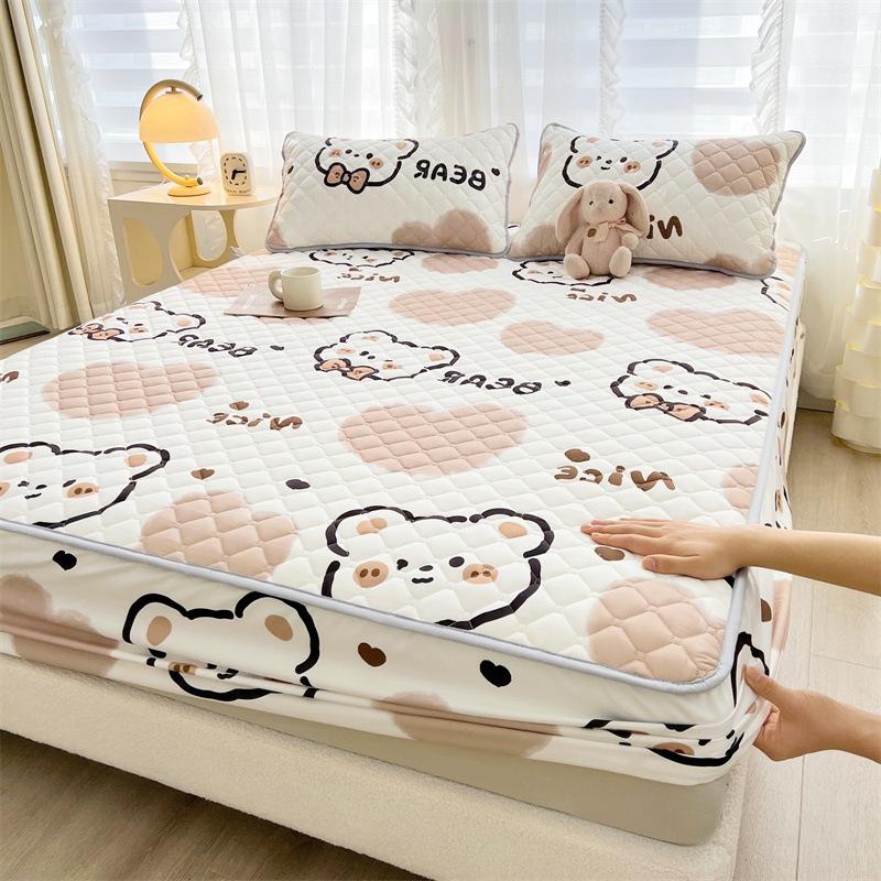 Антибактериальный комплект из трех предметов из хлопка и сэндвича. Утолщенное хлопковое покрывало, матрас с хлопковым нескользящим защитным чехлом Simmons.