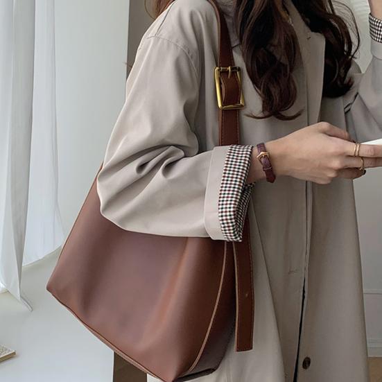 Yousheng Women Shoulder Bag Large Capacity Faux Leather Adjustable Straps Solid Color Great Load Bearing Magnet Zipper Closure Portable Lady Tote Bag