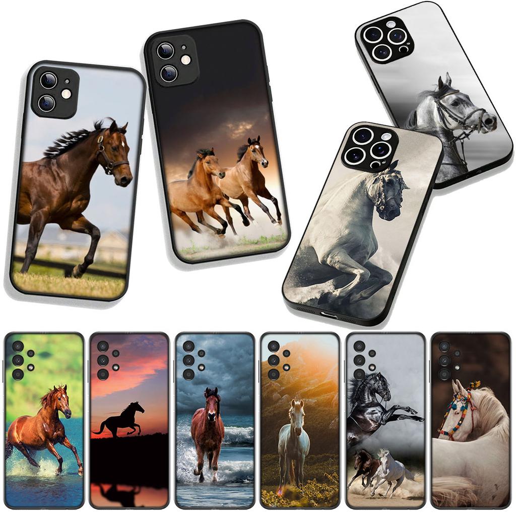 Cover Running Wild Horse Black for Motorola Moto G04 G13 G14 G22 G23 G20 G32 G34 G35 G64 G82 G84 G53 G60 G72 E14 E15 E13 Case