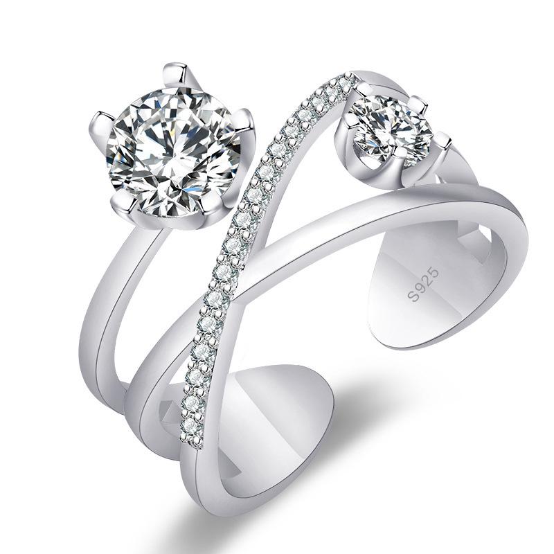 2022 Korean Fashion Women's Diamond Flash Open Ring - Stylish Hollow Design