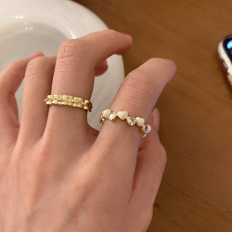 Elegant Heart Design Open Ring For Women Crafted From Durable Copper With Zircon Stone