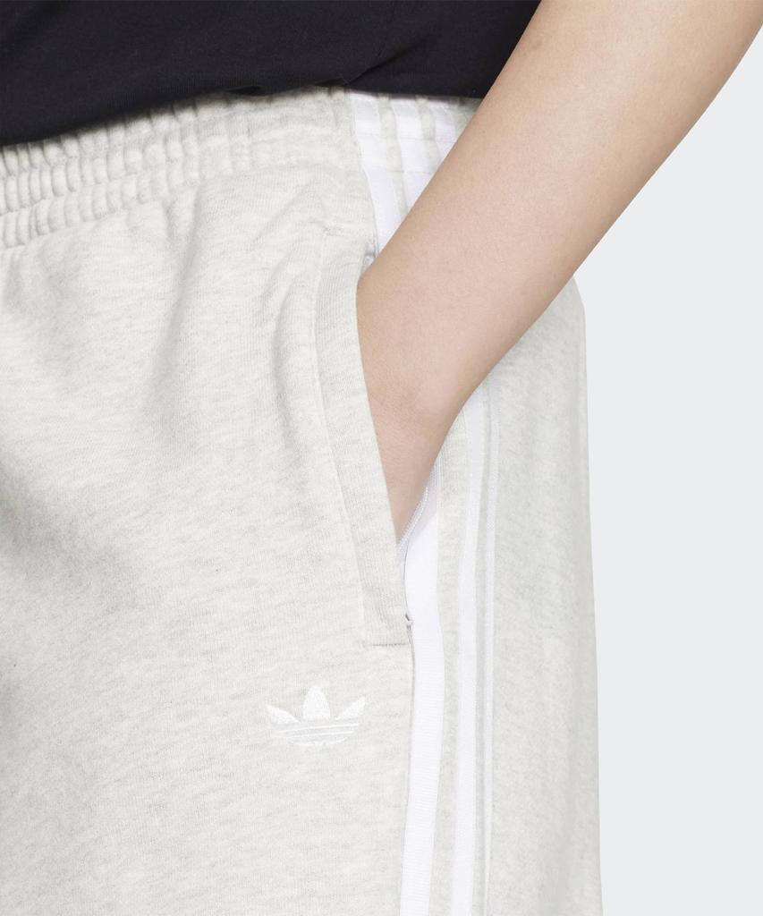 adidas Потертые спортивные штаны - Серый / Kc8822