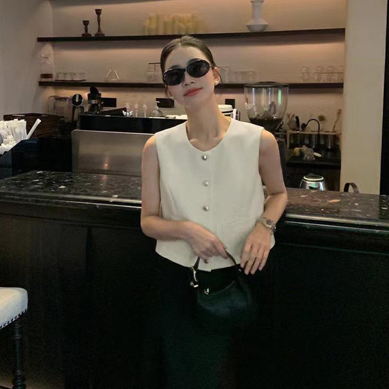 Women'S French Round Neck Single-Breasted Double Pockets Sleeveless Casual Knitted Vest