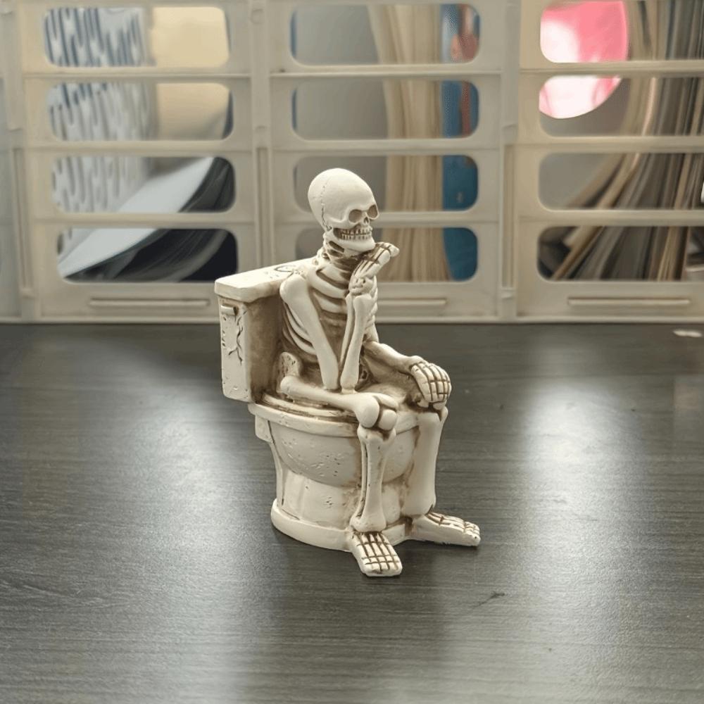 Resin Halloween Skeleton Statue Vintage Mini Toilet Skeleton Sculpture Novelty Gift