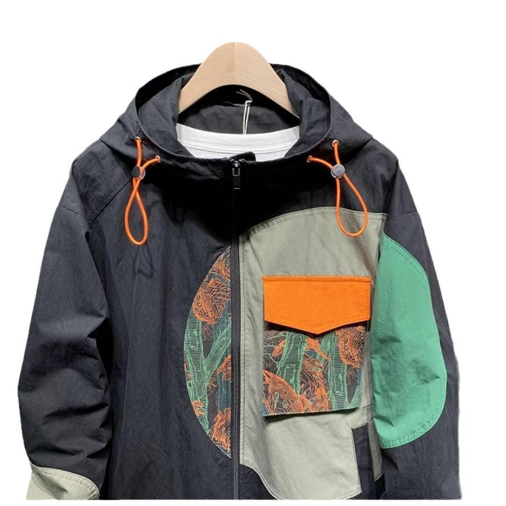 Men's Trendy Hooded Jacket: Casual Loose-Fit, Split Design for Spring & Fall Fashion