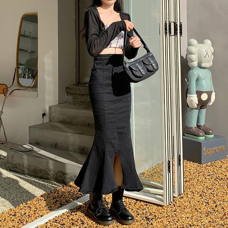 До и после двух нарядов Юбка-бюстье А-силуэта с открытой спиной Юбка-бюстье Женская юбка с высокой талией Тонкая эластичная юбка с открытой спиной Средней длины Юбка-комбинация с бедрами Джинсовая юбка