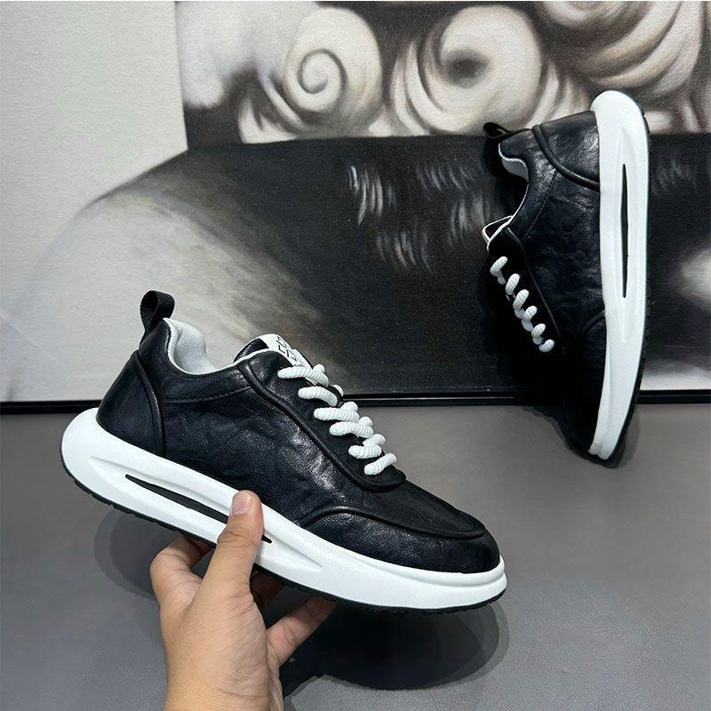 Men's New Leather Sneakers Trend Versatile Casual Shoes Soft Sole Comfortable Running Shoes Fashion Street Style
