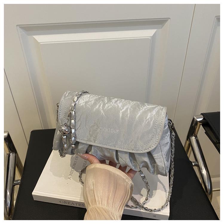 Женская летняя сумка через плечо на цепочке в форме облака, нишевый дизайн, 2025