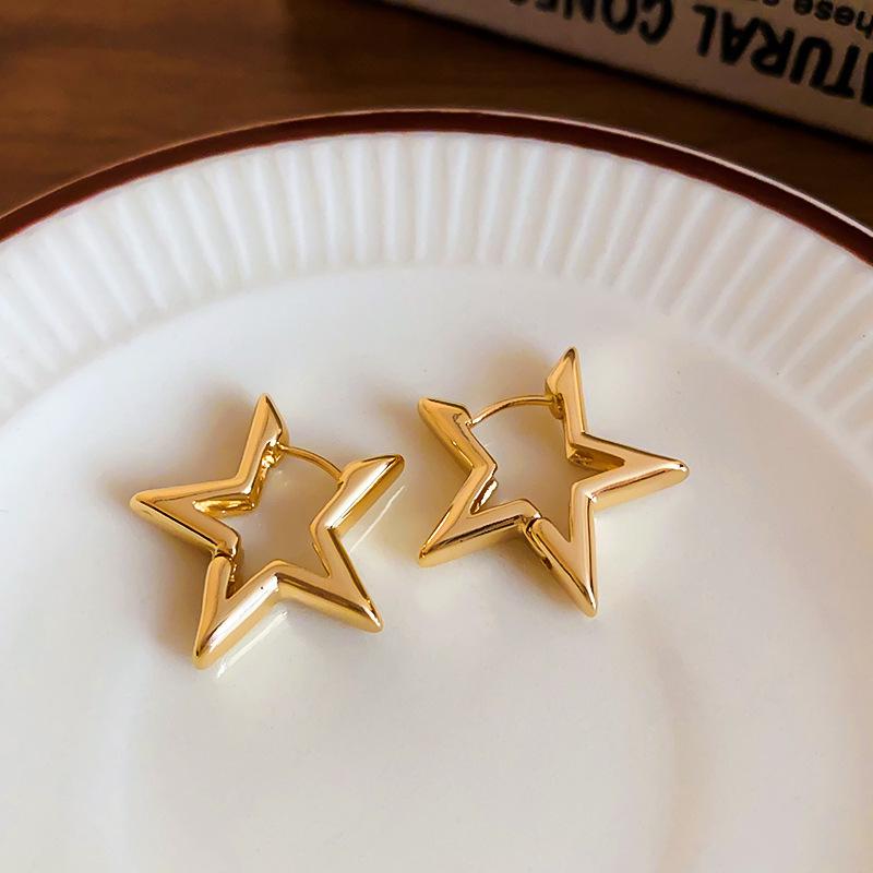 Циркониевые серьги-каффы с перламутром в виде солнечных лучей: Элегантные, Универсальные Серьги для Женщин.