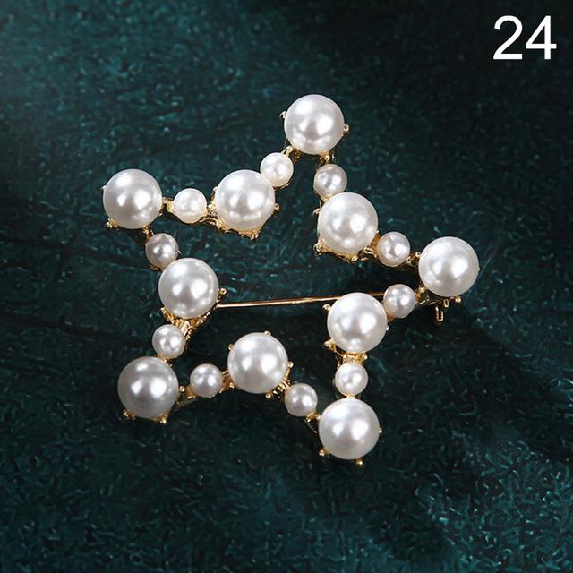 Fashion Jewelry High Quality Gold Color Brooch Pins Crystals Imitation Pearl Flower Brooch Women Wedding Party Accessories